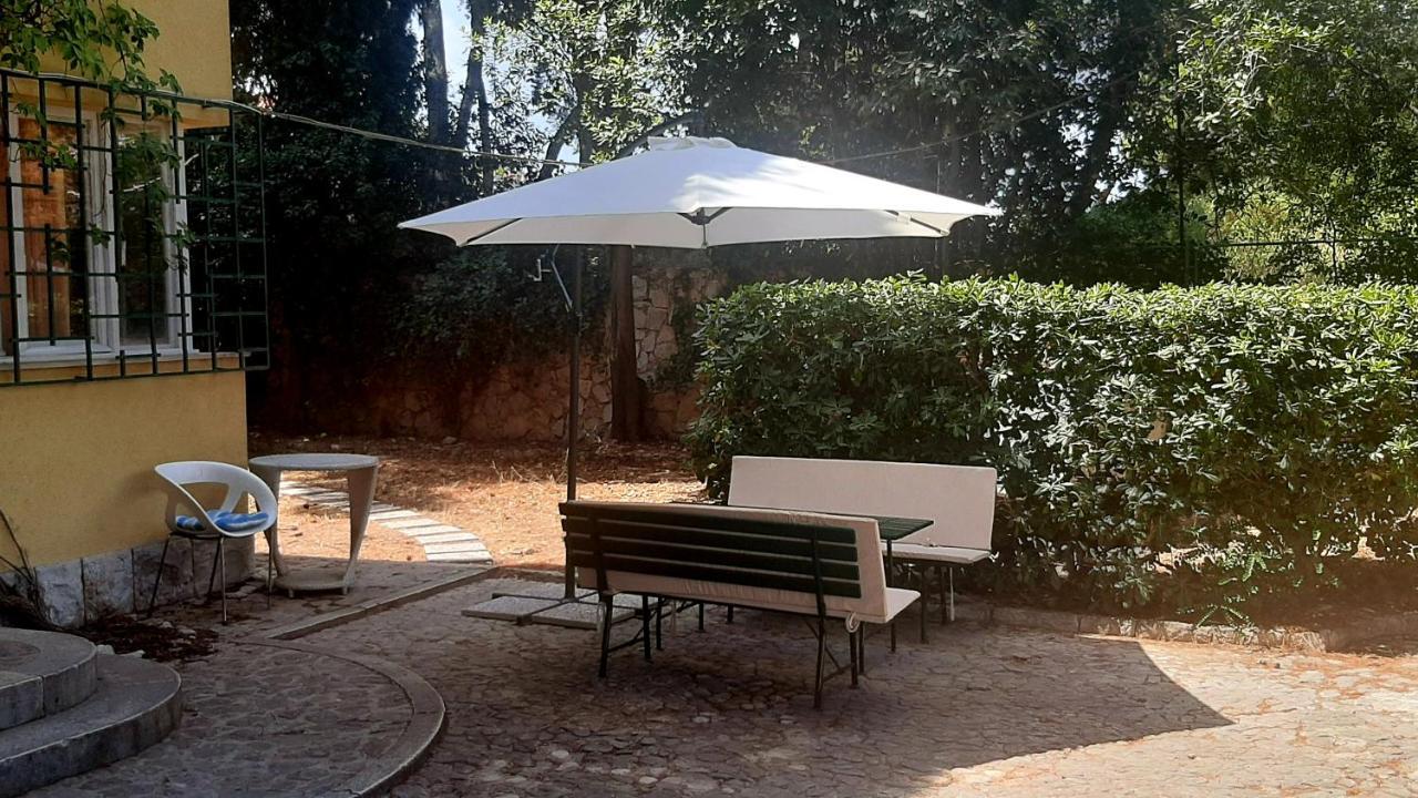 Old Captain'S Apartments - In A Pine Wood By The Sea And Tennis Courts Spalato Esterno foto