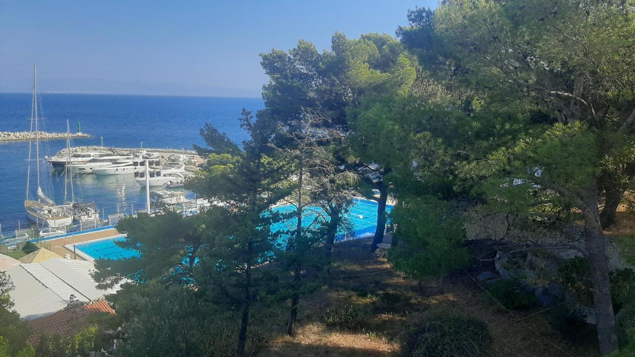 Old Captain'S Apartments - In A Pine Wood By The Sea And Tennis Courts Spalato Esterno foto
