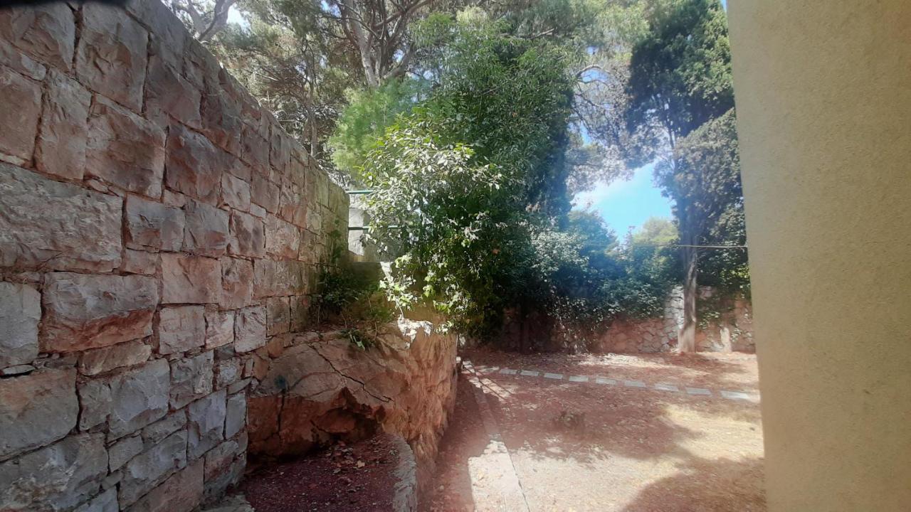 Old Captain'S Apartments - In A Pine Wood By The Sea And Tennis Courts Spalato Esterno foto