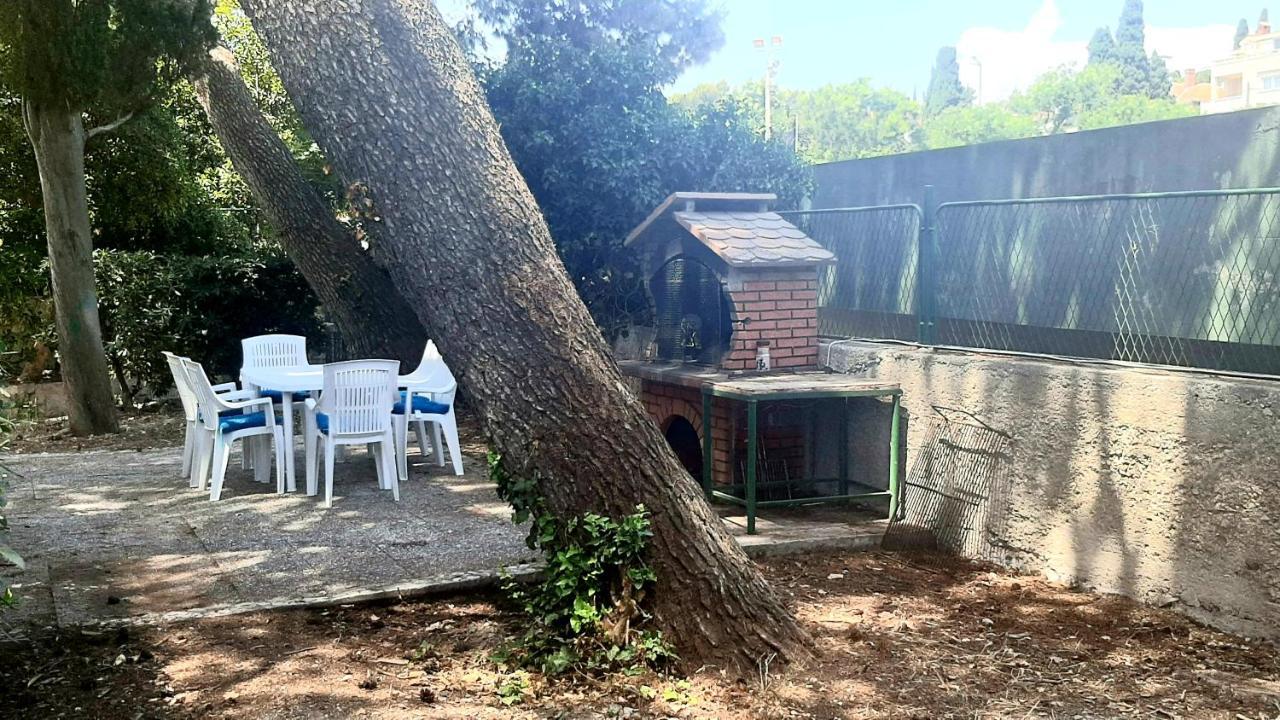 Old Captain'S Apartments - In A Pine Wood By The Sea And Tennis Courts Spalato Esterno foto